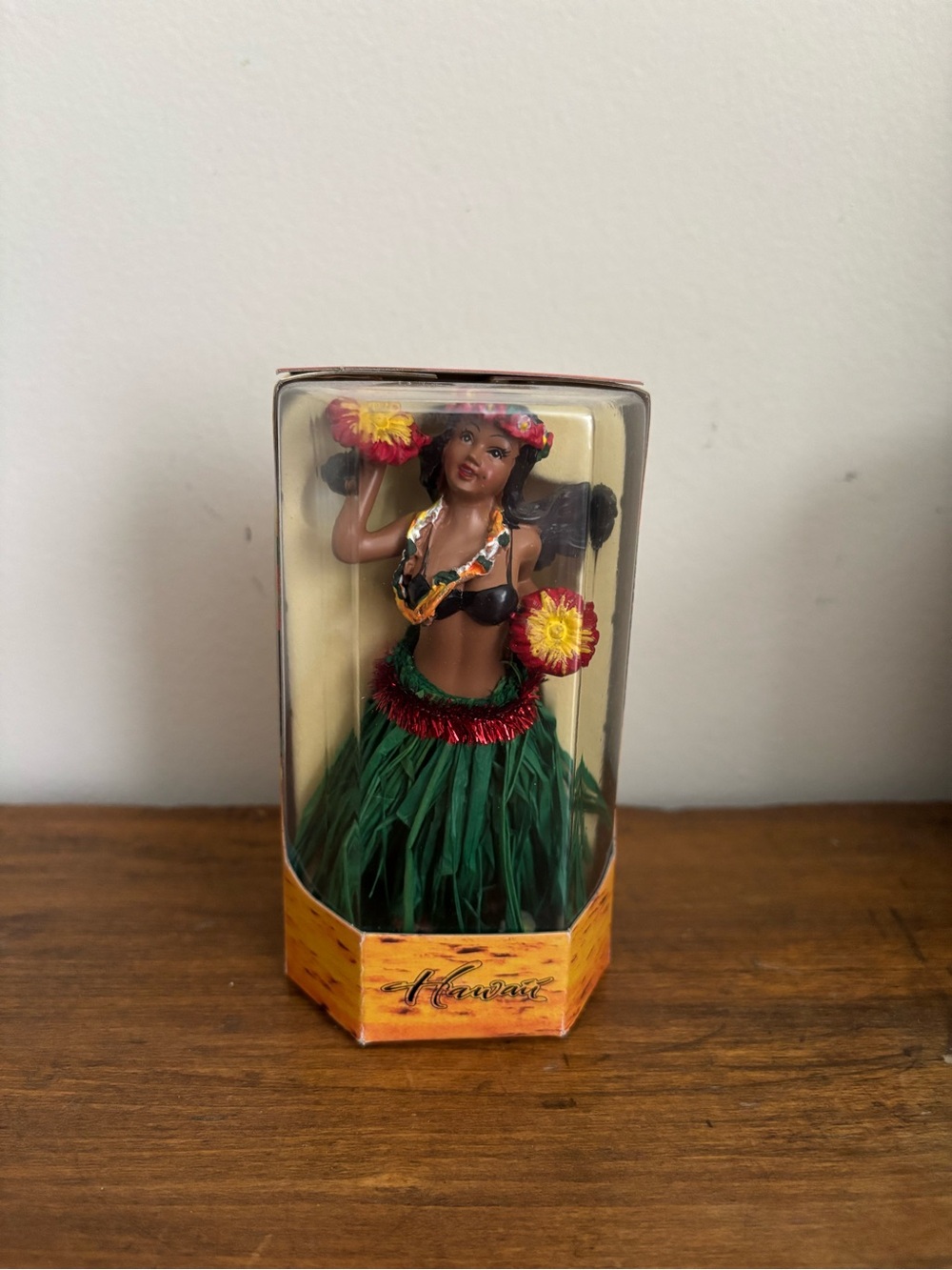 Dashboard Hawaiian Hula Girl
